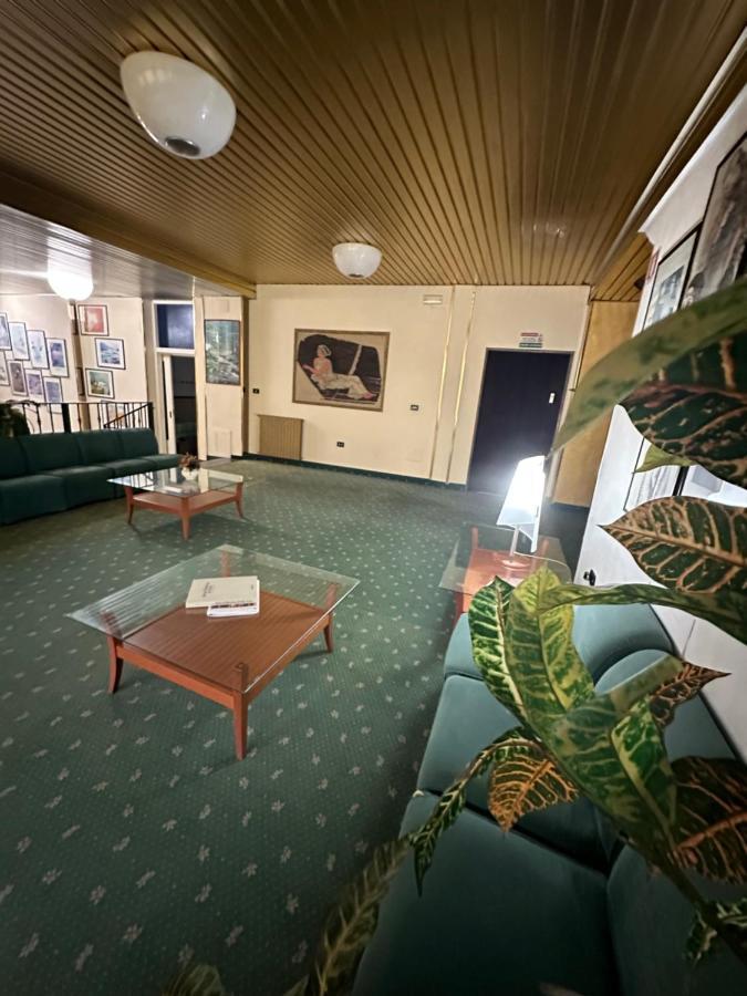 Hotel Atena Cirò Marina エクステリア 写真