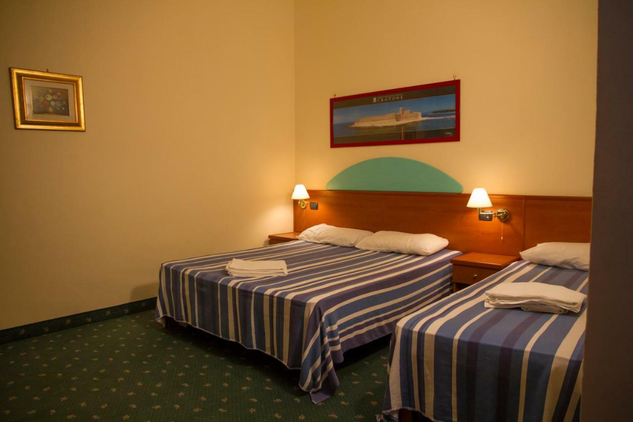 Hotel Atena Cirò Marina エクステリア 写真